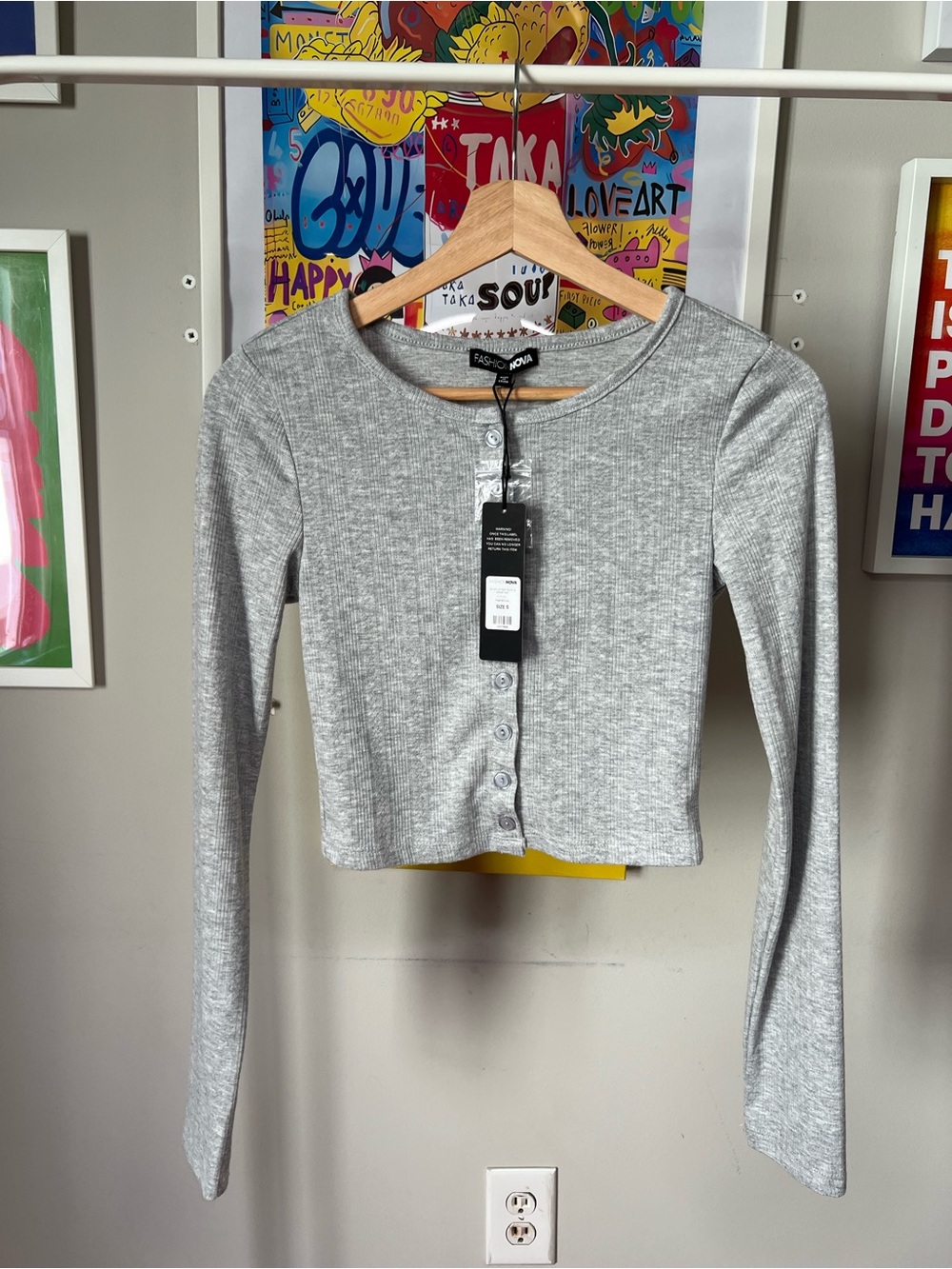 Fashion Nova Light Gray Ribbed Long Sleeve Button Crop Top